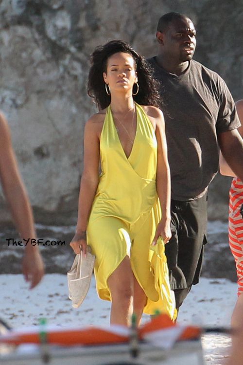 Photoshoot Fresh Rihanna Sexes Up Beach Shoot As Face Of